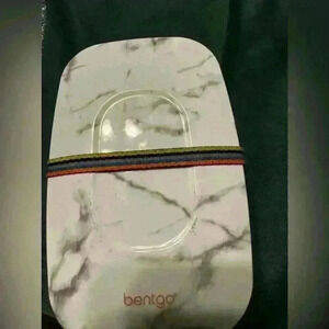 Preowned Pink and Marbled Gray Bentgo Lunch Box